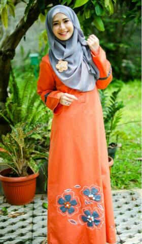 Warna Jilbab Yg Cocok Untuk Baju Orange